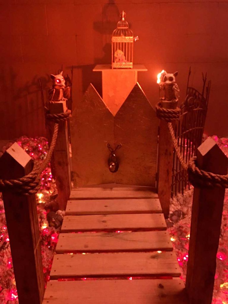 Great Escape in Waxahachie throne