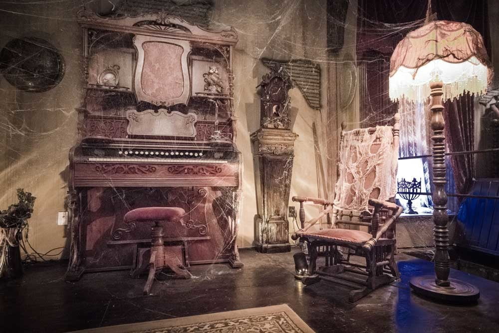 Photo of the Munster Mansion piano in Waxahachie, Texas.