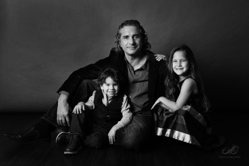 Photo of Prime 115 owner Mo Hadzovic and family