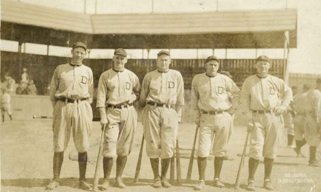 Photo of Ty Cobb and Detroit Tigers in 1917