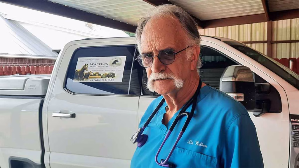 Dr. Del Walters now operates a mobile veterinary service in Ellis County and the vicinity.