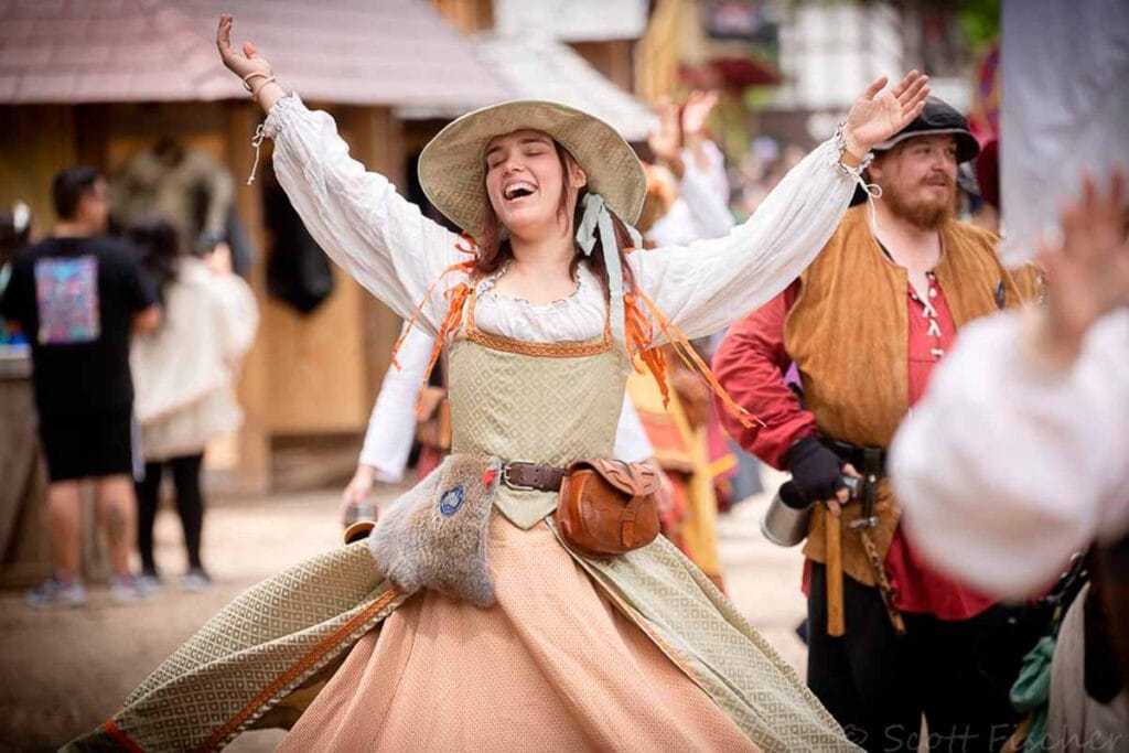 woman in 16th century attire